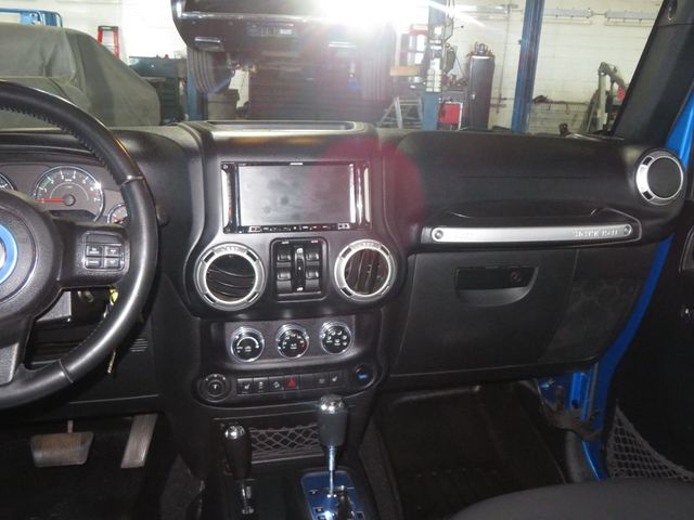 2016 Jeep Wrangler Unlimited RUBICON EXTAR CLEAN 4DOOR HARDTOP WRANGLER 2OWNER LOW MILES  - 22961356 - 38