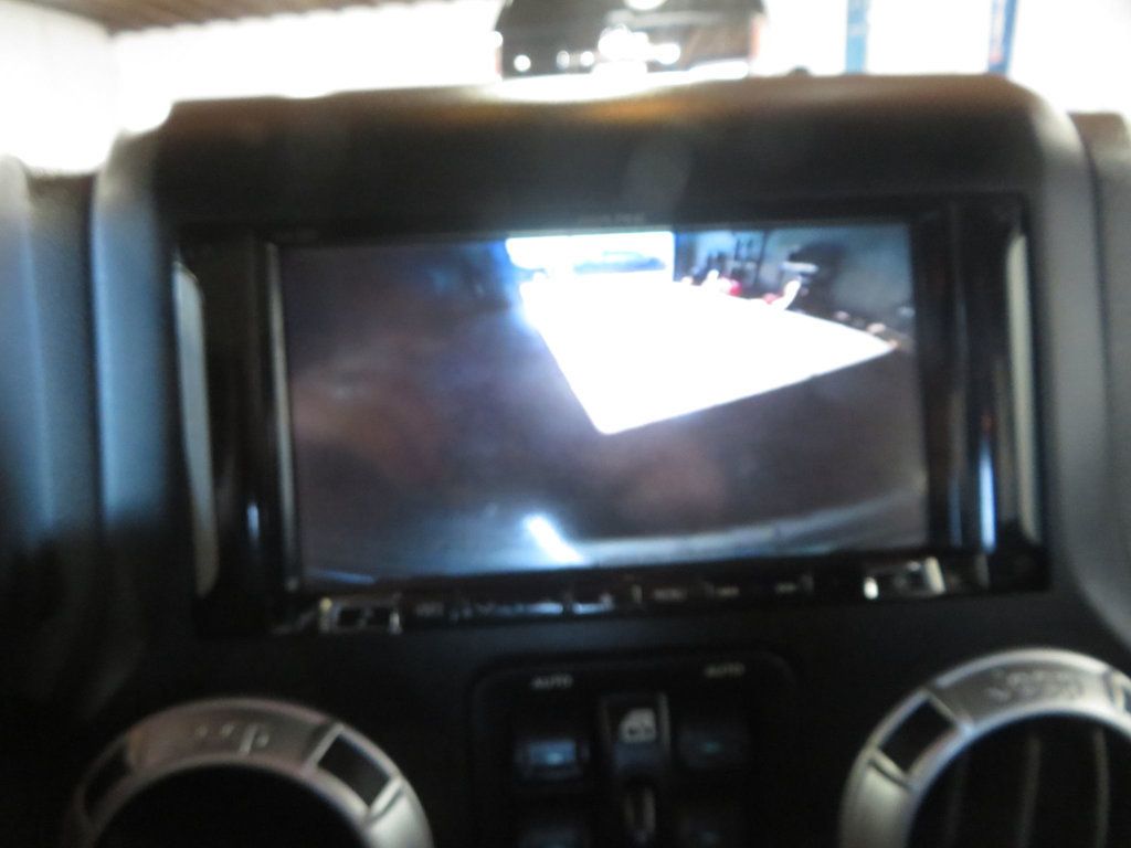 2016 Jeep Wrangler Unlimited RUBICON EXTAR CLEAN 4DOOR HARDTOP WRANGLER 2OWNER LOW MILES  - 22961356 - 41