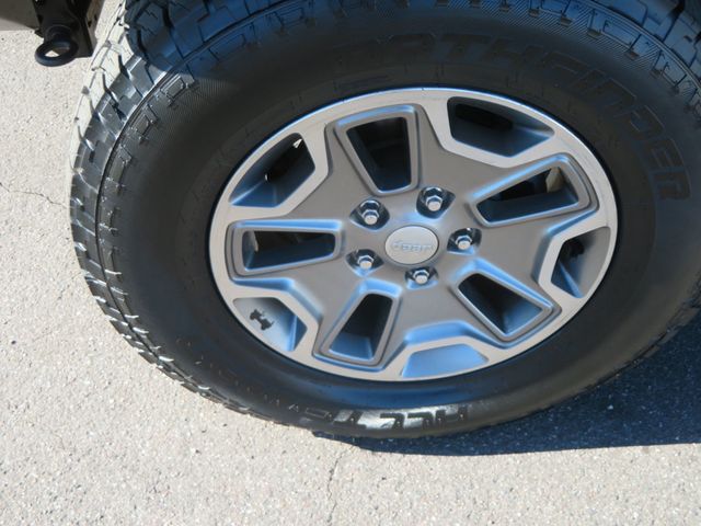 2016 Jeep Wrangler Unlimited RUBICON EXTRA CLEAN 4DOOR HARDTOP WRANGLER 2OWNER LOW MILES  - 22961356 - 15