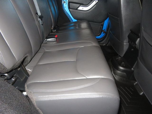 2016 Jeep Wrangler Unlimited RUBICON EXTRA CLEAN 4DOOR HARDTOP WRANGLER 2OWNER LOW MILES  - 22961356 - 30