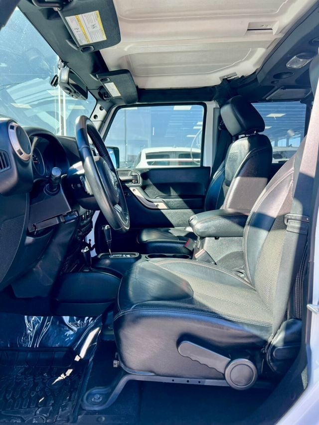 2016 Jeep Wrangler Unlimited SAHARA 75TH ANNIVERSARY - 22970094 - 13