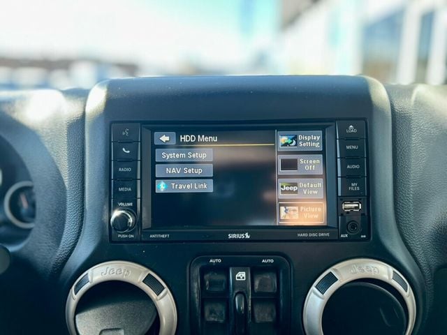 2016 Jeep Wrangler Unlimited SAHARA 75TH ANNIVERSARY - 22970094 - 21