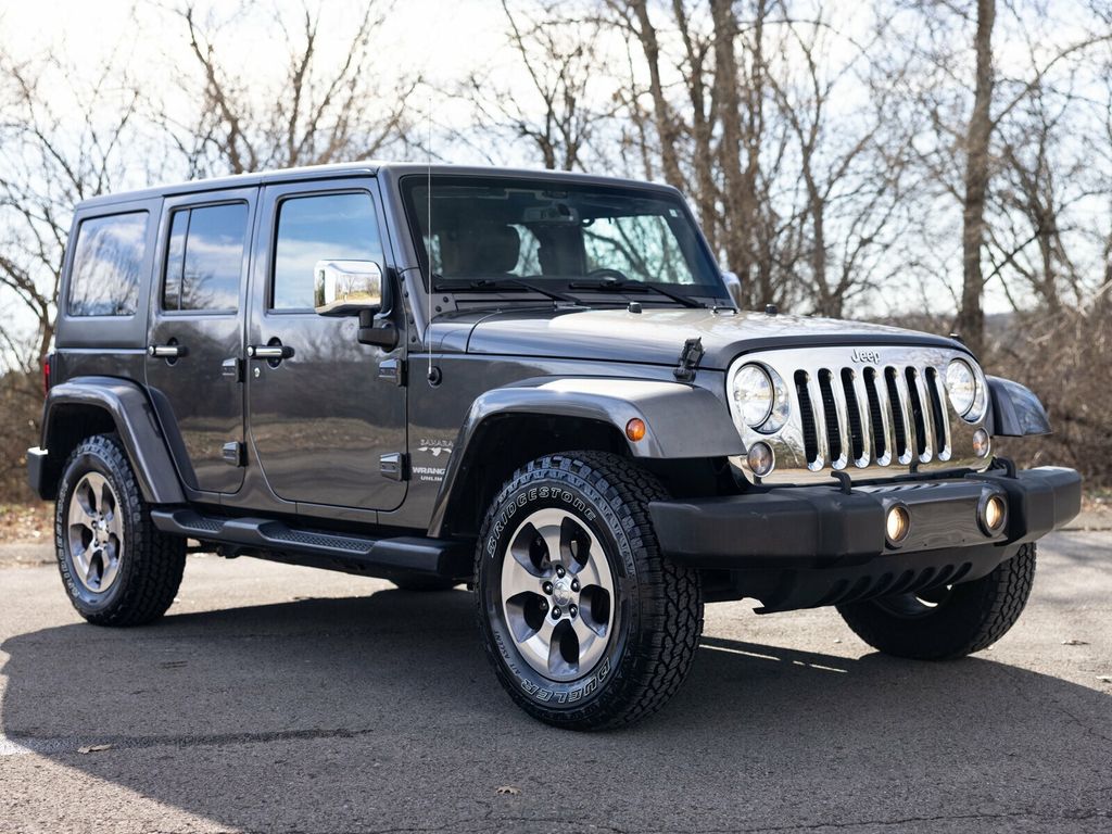 2016 Jeep Wrangler Unlimited Sahara, Rare Blind Spot Indicators, Apple CarPlay, Rear Camera - 22971456 - 12