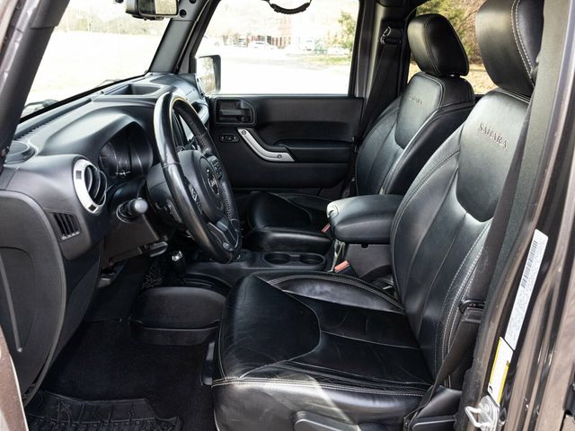 2016 Jeep Wrangler Unlimited Sahara, Rare Blind Spot Indicators, Apple CarPlay, Rear Camera - 22971456 - 27