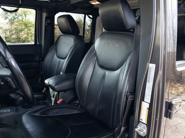 2016 Jeep Wrangler Unlimited Sahara, Rare Blind Spot Indicators, Apple CarPlay, Rear Camera - 22971456 - 28