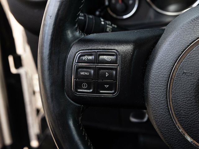 2016 Jeep Wrangler Unlimited Sahara, Rare Blind Spot Indicators, Apple CarPlay, Rear Camera - 22971456 - 36