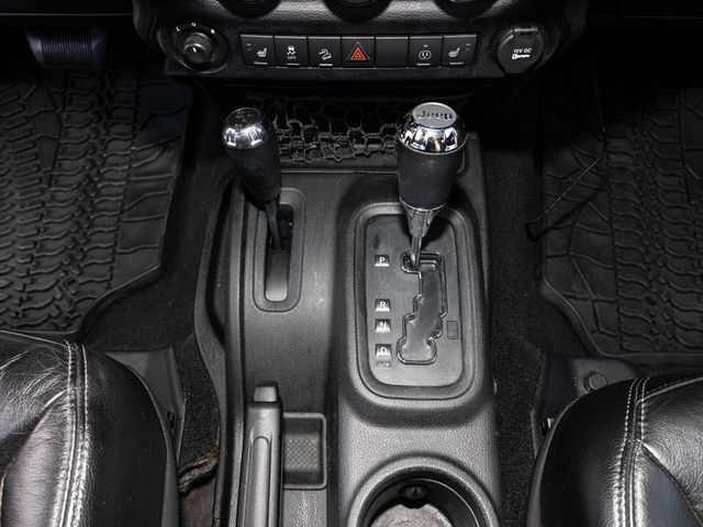 2016 Jeep Wrangler Unlimited Sahara, Rare Blind Spot Indicators, Apple CarPlay, Rear Camera - 22971456 - 38