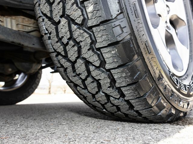 2016 Jeep Wrangler Unlimited Sahara, Rare Blind Spot Indicators, Apple CarPlay, Rear Camera - 22971456 - 61