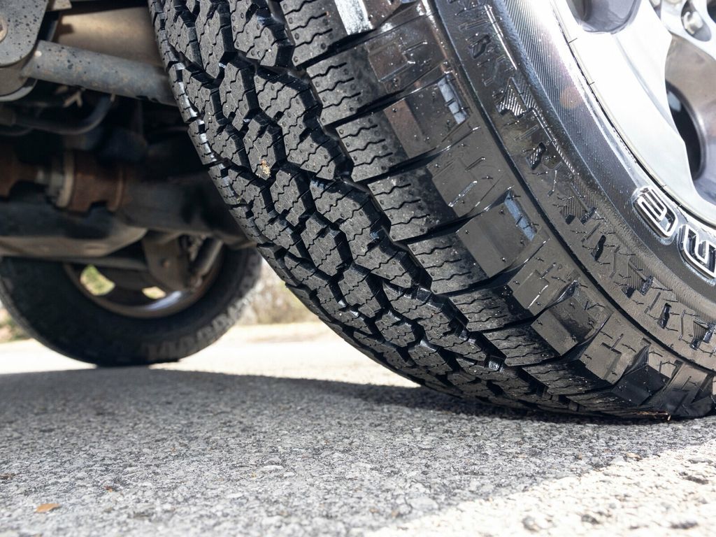 2016 Jeep Wrangler Unlimited Sahara, Rare Blind Spot Indicators, Apple CarPlay, Rear Camera - 22971456 - 65