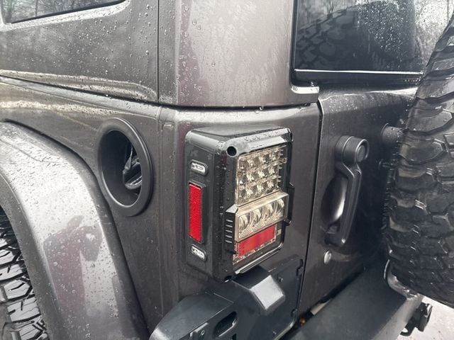 2016 Jeep Wrangler Unlimited Unlimited Rubicon - 22961686 - 10