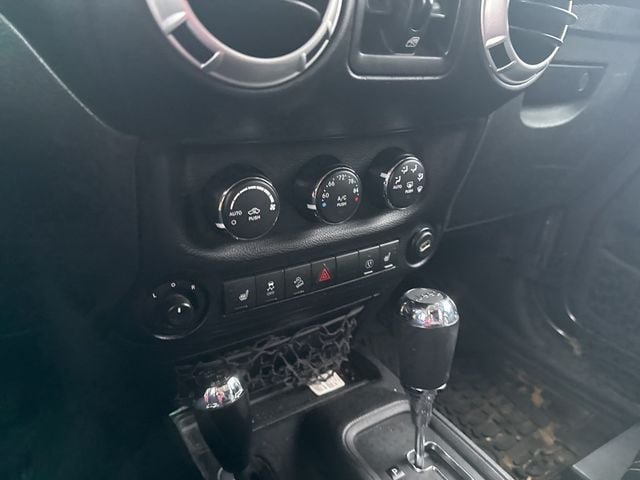 2016 Jeep Wrangler Unlimited Unlimited Rubicon - 22961686 - 18