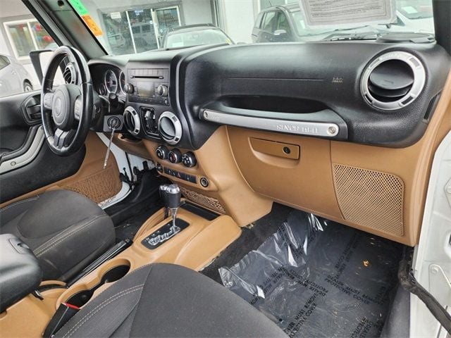 2016 Jeep Wrangler Unlimited Unlimited Rubicon - 21922875 - 2