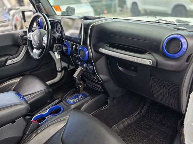 2016 Jeep Wrangler Unlimited Unlimited Rubicon - 22984760 - 11