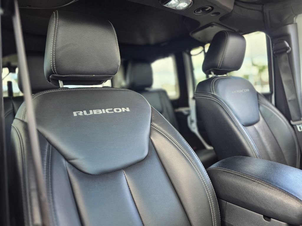 2016 Jeep Wrangler Unlimited Unlimited Rubicon - 22984760 - 13
