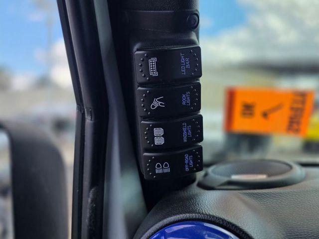 2016 Jeep Wrangler Unlimited Unlimited Rubicon - 22984760 - 28