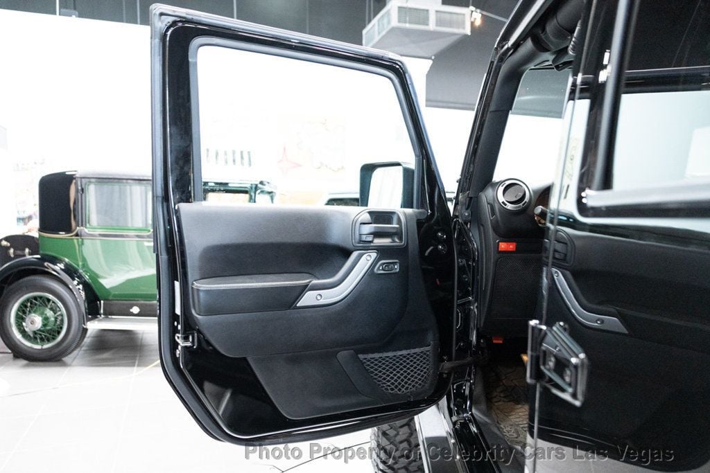 2016 Jeep Wrangler Unlimited Rubicon Hard Rock photo 28