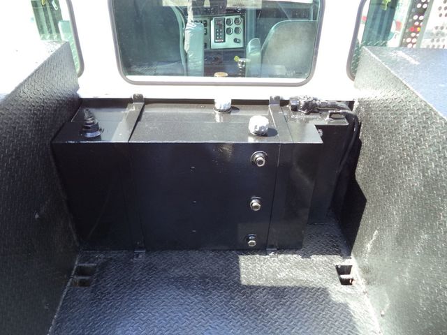 2016 Kenworth T270 NON CDL Mechanic Truck - Crane, Welder, Compressor - 23056990 - 28