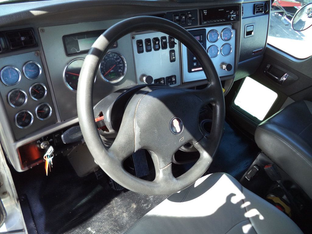 2016 Kenworth T270 NON CDL Mechanic Truck - Crane, Welder, Compressor - 23056990 - 39
