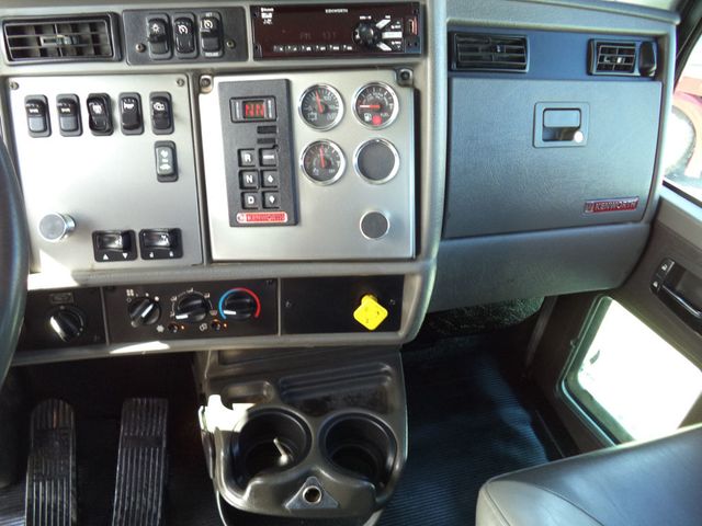 2016 Kenworth T270 NON CDL Mechanic Truck - Crane, Welder, Compressor - 23056990 - 40