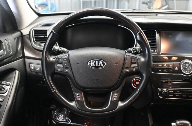2016 Kia Cadenza 4dr Sedan Premium - 23079930 - 10
