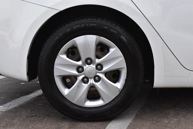 2016 Kia Forte 4dr Sedan Automatic LX - 22924123 - 9