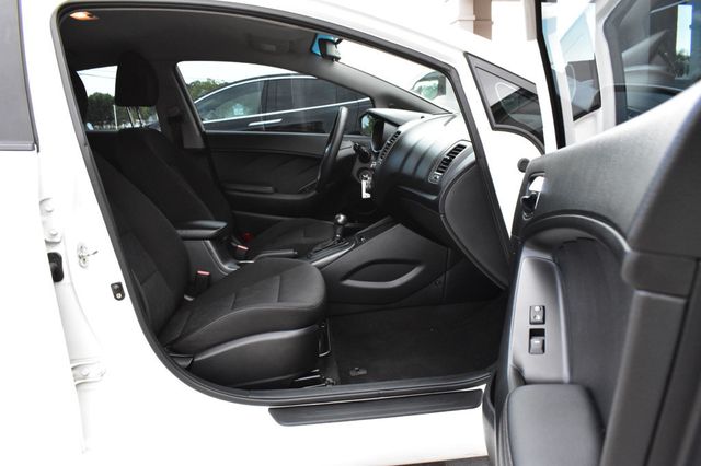 2016 Kia Forte 4dr Sedan Automatic LX - 22924123 - 13
