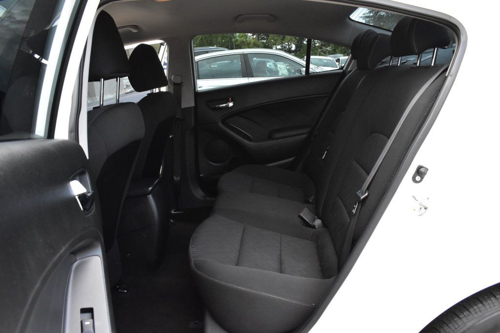 2016 Kia Forte 4dr Sedan Automatic LX - 22924123 - 16