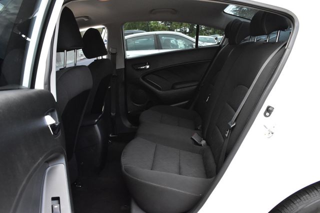 2016 Kia Forte 4dr Sedan Automatic LX - 22924123 - 16