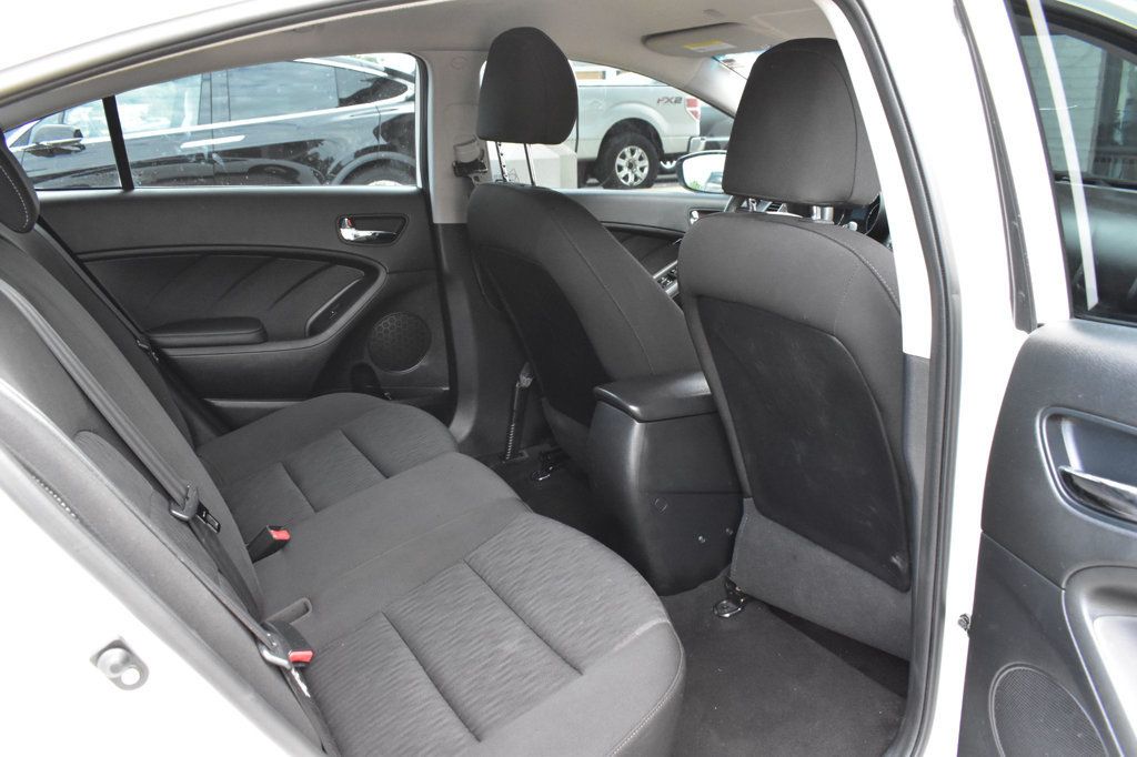 2016 Kia Forte 4dr Sedan Automatic LX - 22924123 - 21