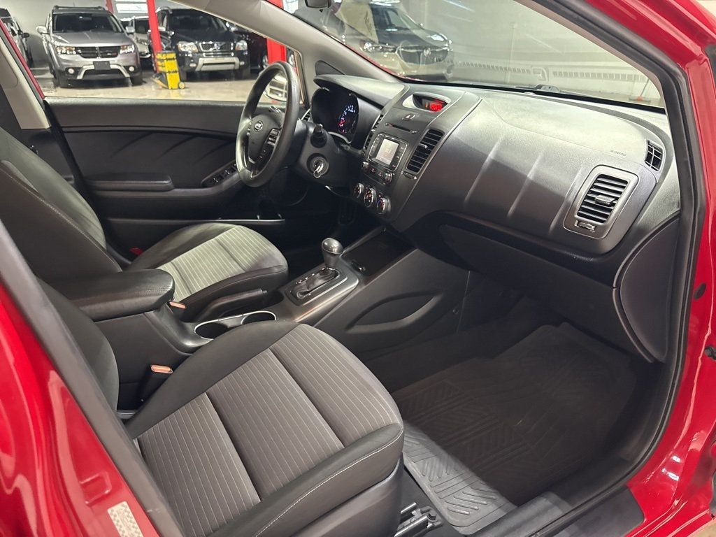 2016 Kia Forte 4dr Sedan Automatic LX - 22979842 - 34