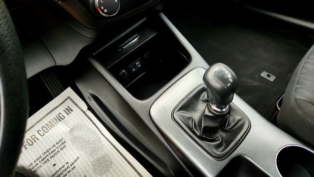 2016 Kia Forte 4dr Sedan Manual LX - 23012988 - 14