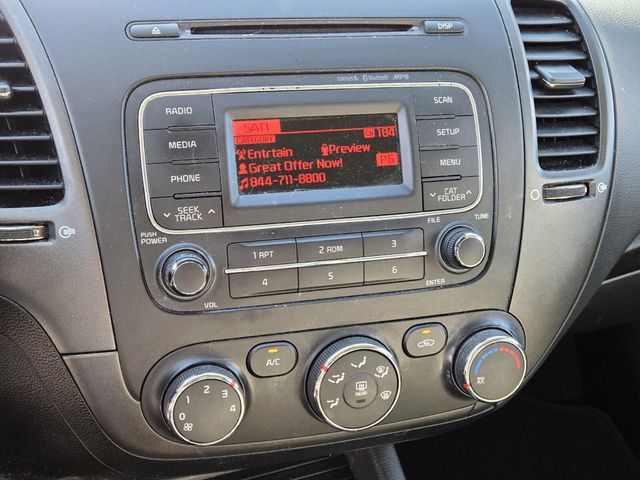 2016 Kia Forte 5-Door 5dr Hatchback Automatic LX - 22980732 - 17