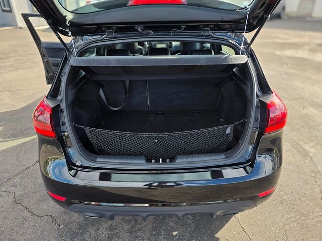 2016 Kia Forte 5-Door 5dr Hatchback Manual SX - 22969440 - 11