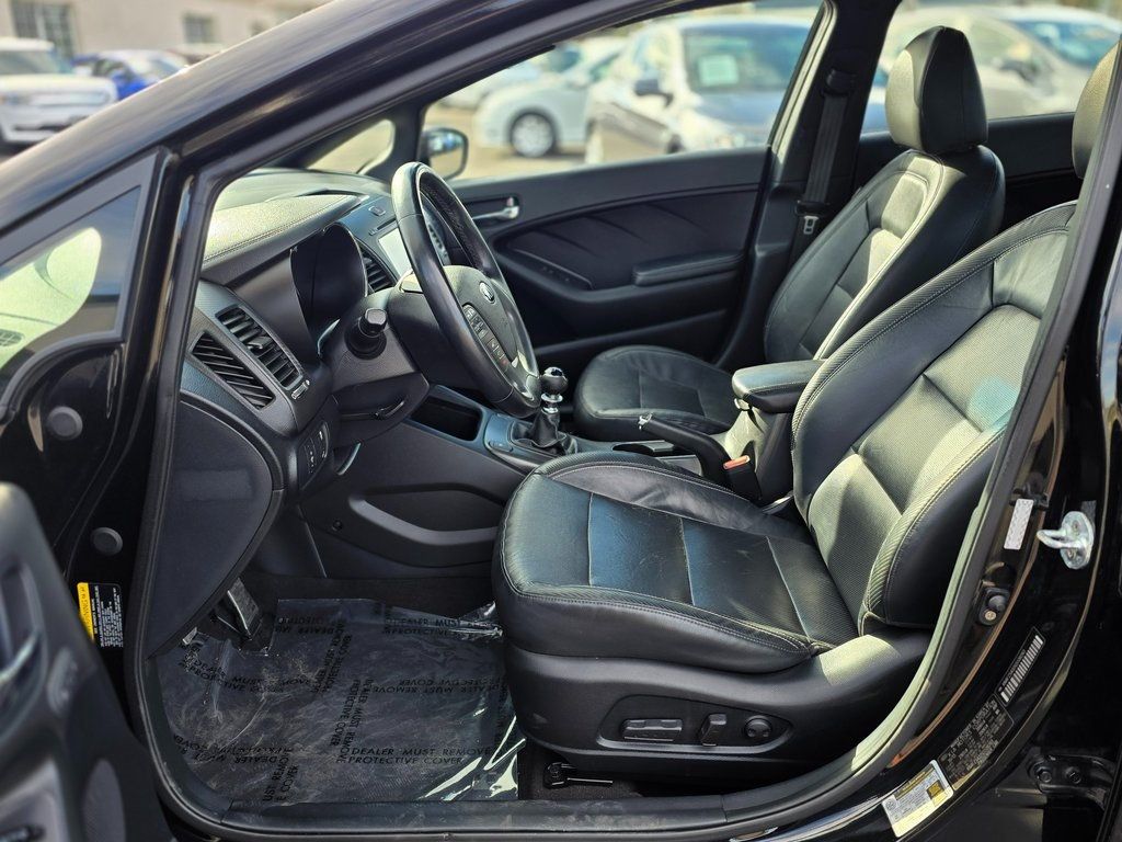 2016 Kia Forte 5-Door 5dr Hatchback Manual SX - 22969440 - 13