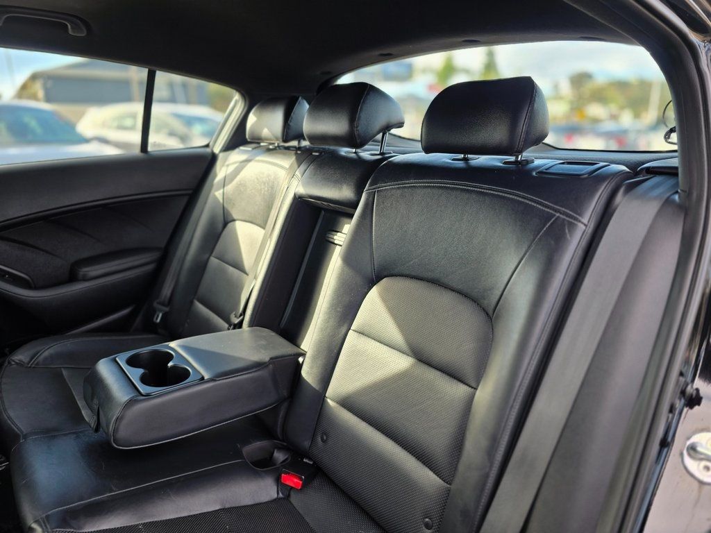 2016 Kia Forte 5-Door 5dr Hatchback Manual SX - 22969440 - 16