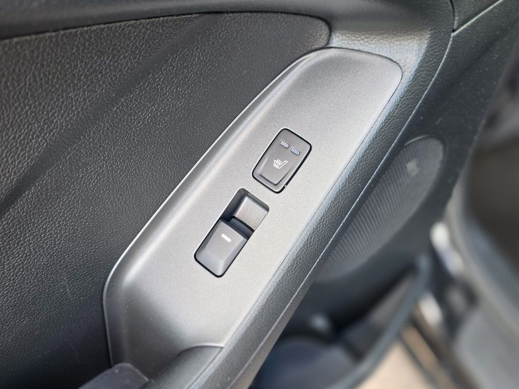 2016 Kia Forte 5-Door 5dr Hatchback Manual SX - 22969440 - 19