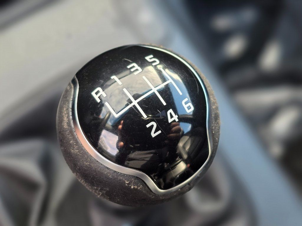 2016 Kia Forte 5-Door 5dr Hatchback Manual SX - 22969440 - 34