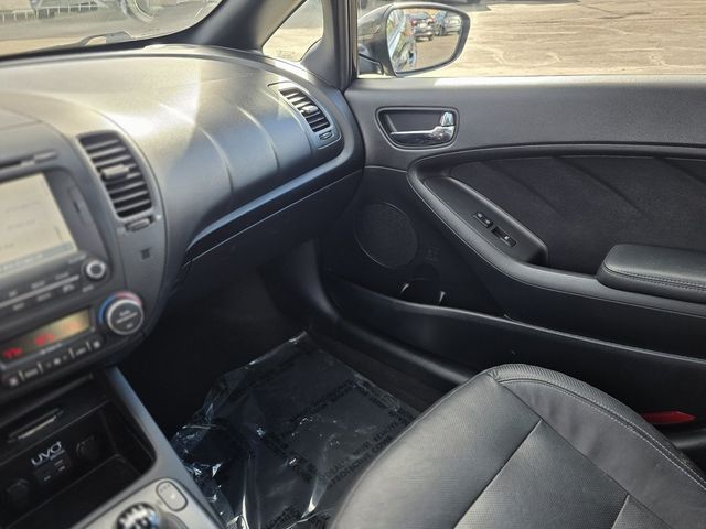 2016 Kia Forte 5-Door 5dr Hatchback Manual SX - 22969440 - 36