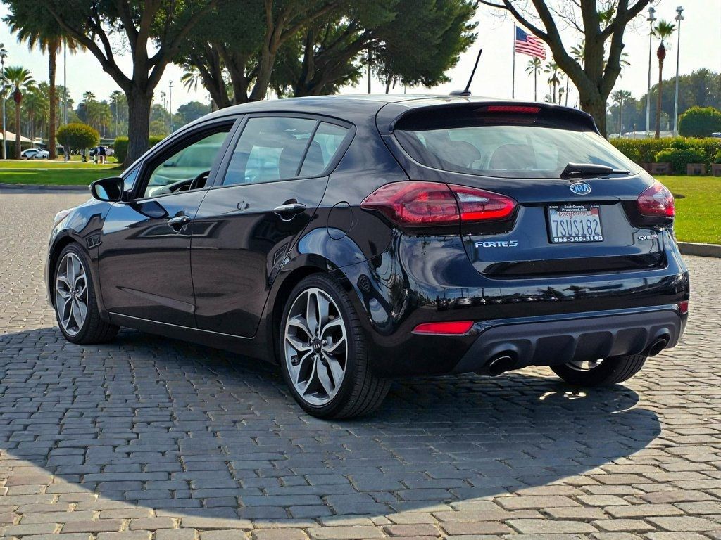 2016 Kia Forte 5-Door 5dr Hatchback Manual SX - 22969440 - 3
