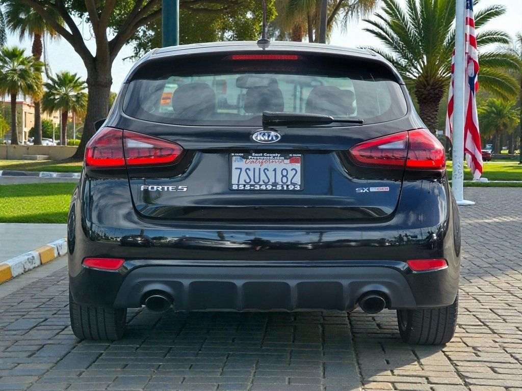 2016 Kia Forte 5-Door 5dr Hatchback Manual SX - 22969440 - 4