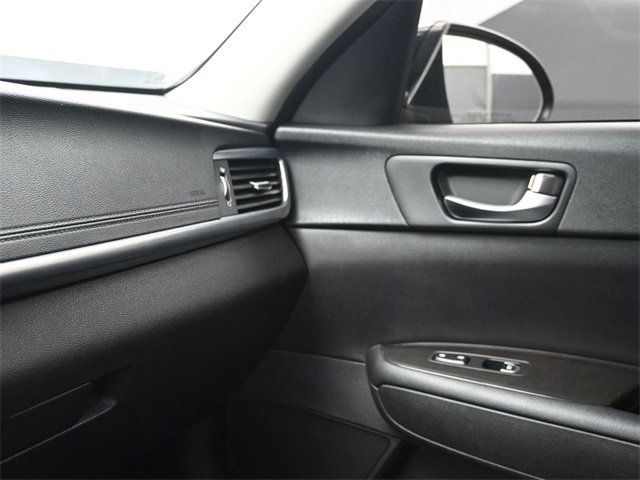 2016 Kia Optima 4dr Sedan EX - 22954928 - 10