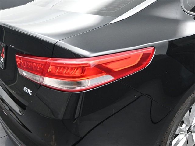 2016 Kia Optima 4dr Sedan EX - 22954928 - 19