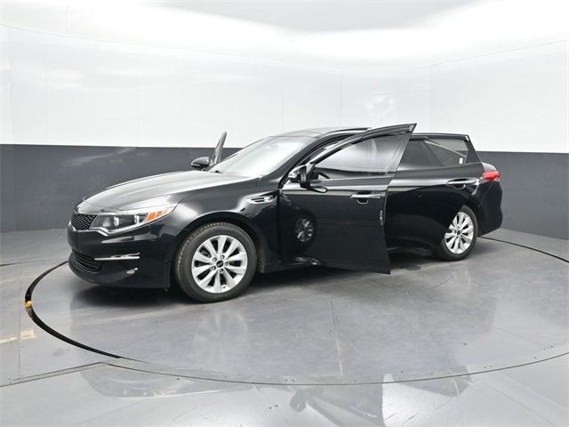 2016 Kia Optima 4dr Sedan EX - 22954928 - 26