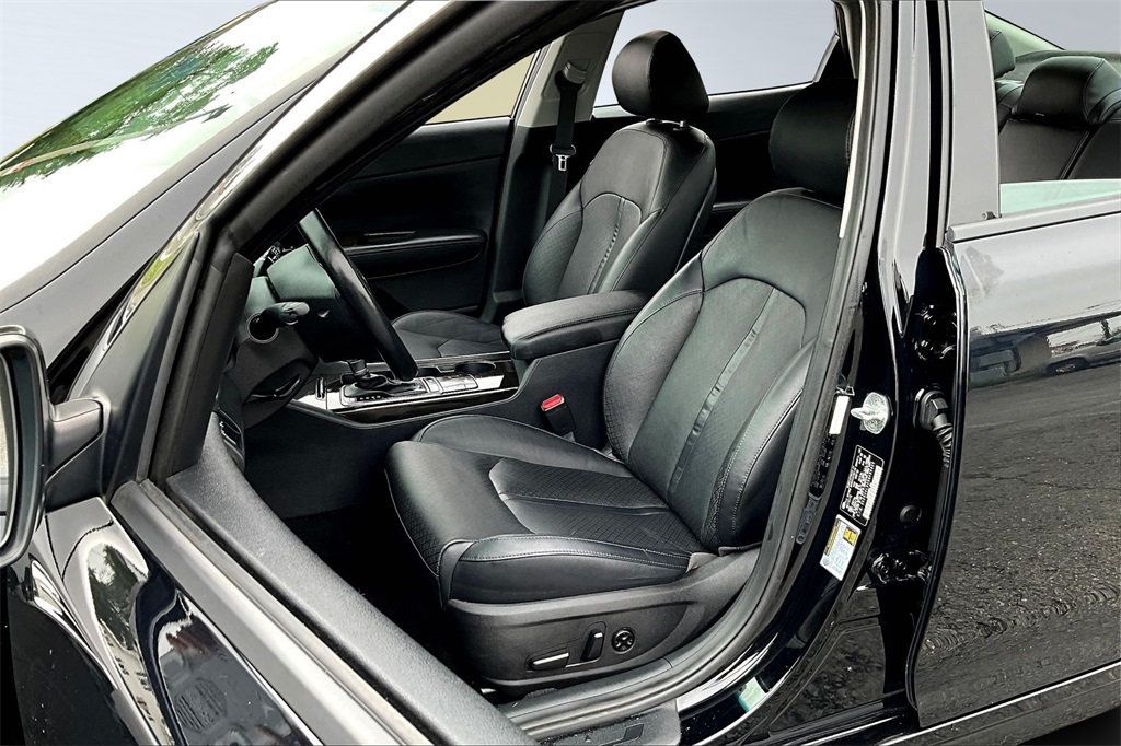 2016 Kia Optima EX photo 10