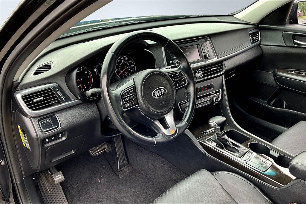 2016 Kia Optima EX photo 11