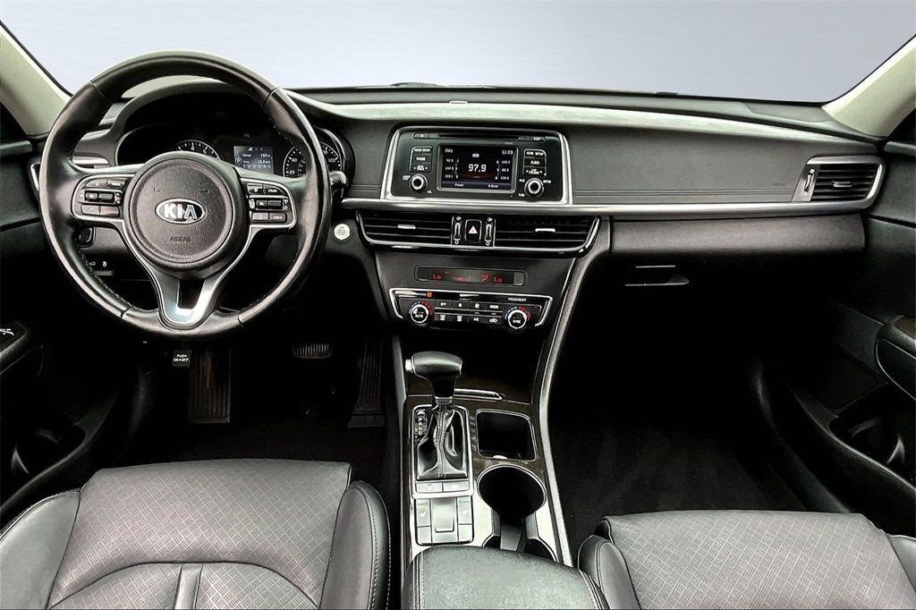 2016 Kia Optima EX photo 18