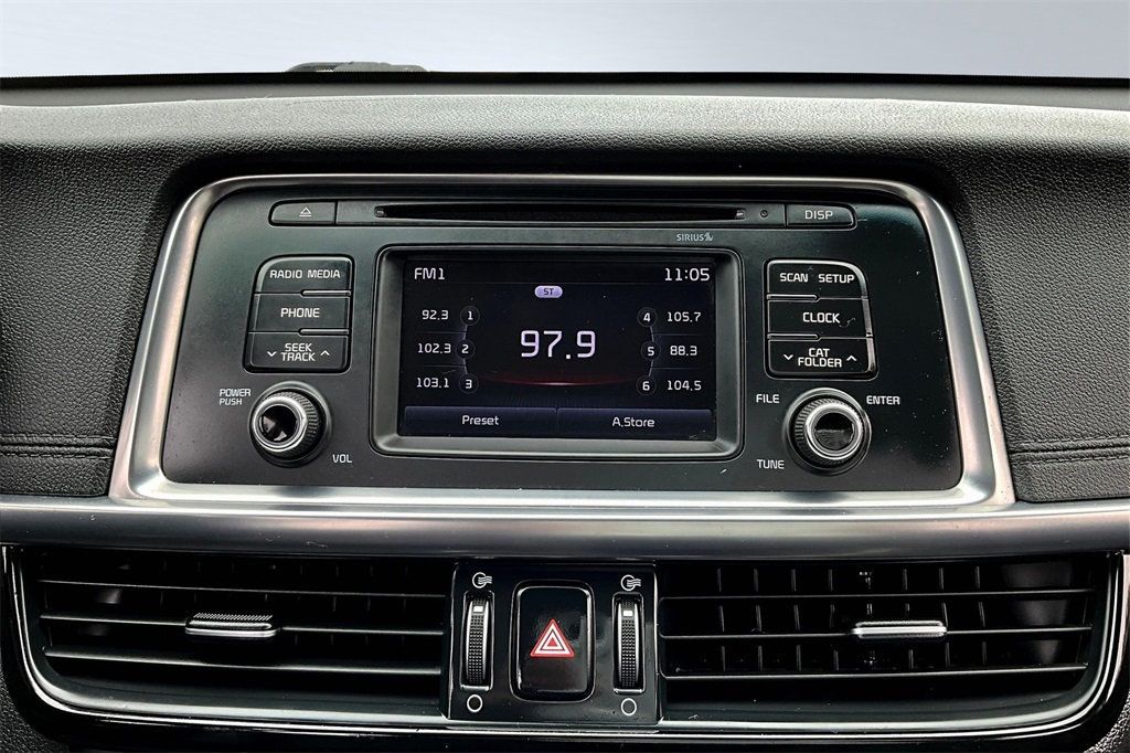 2016 Kia Optima EX photo 25