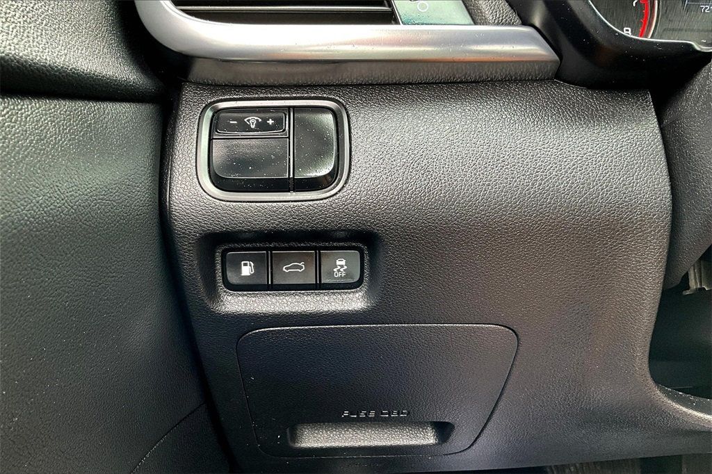 2016 Kia Optima EX photo 27
