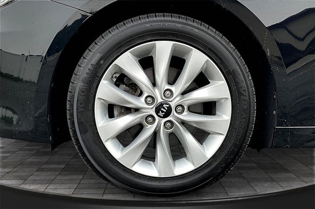 2016 Kia Optima 4dr Sedan EX - 22870288 - 34