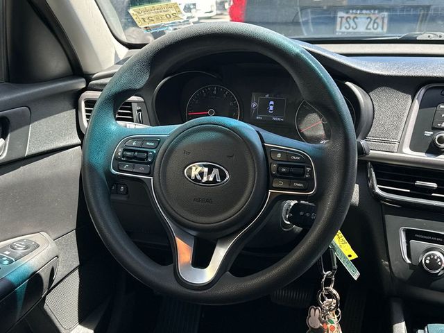 2016 Kia Optima 4dr Sedan LX - 23051713 - 17